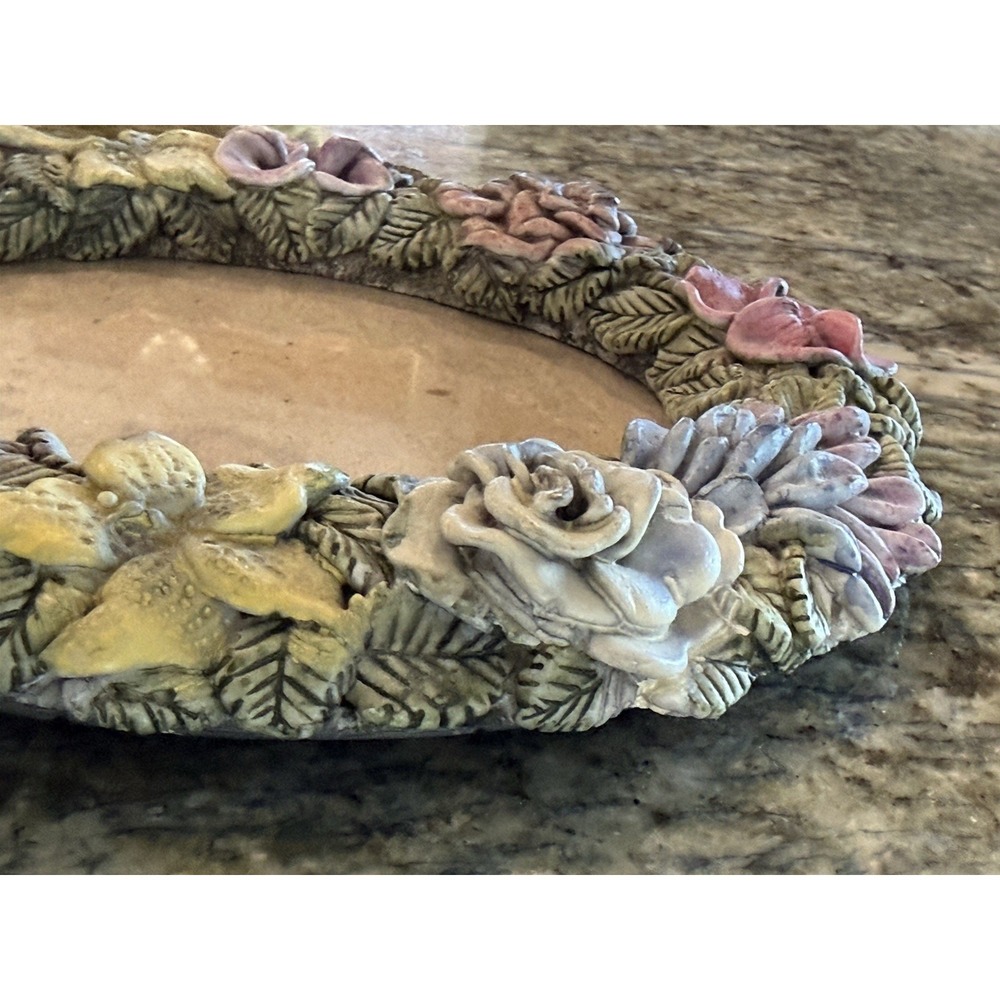 Vintage 1992 Price Products 3D Floral Frame-Made in Thailand 7x5.5in photo 4x6in - Picture 3 of 4